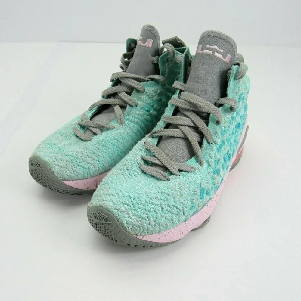 Nike Air LeBron 17 XVII South Beach Size 6Y Youth‎ Aqua Blue Pink BQ5594-444